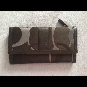 Coach Leather Wallet With Checkbook Included